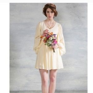 Bell sleeve lace dress - modcloth